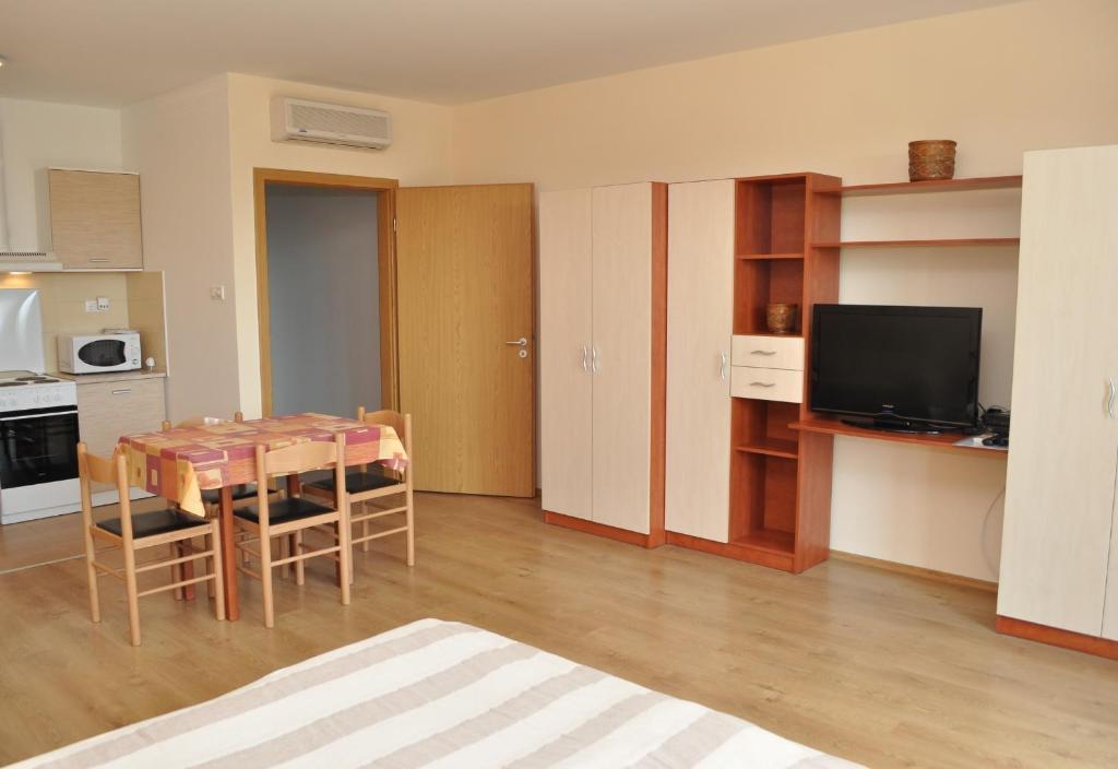 Tisza Palota Apartmanok Szeged Phòng bức ảnh