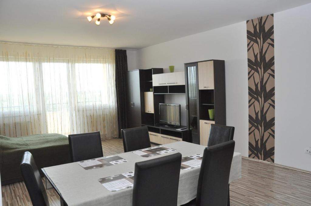 Tisza Palota Apartmanok Szeged Phòng bức ảnh