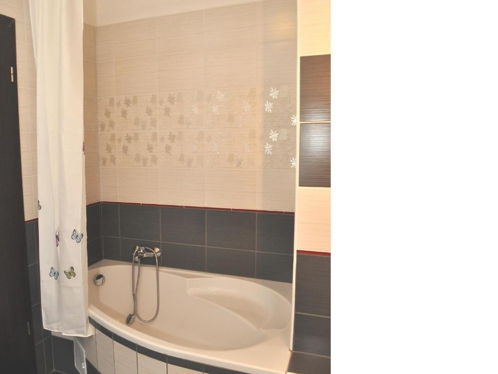 Tisza Palota Apartmanok Szeged Phòng bức ảnh
